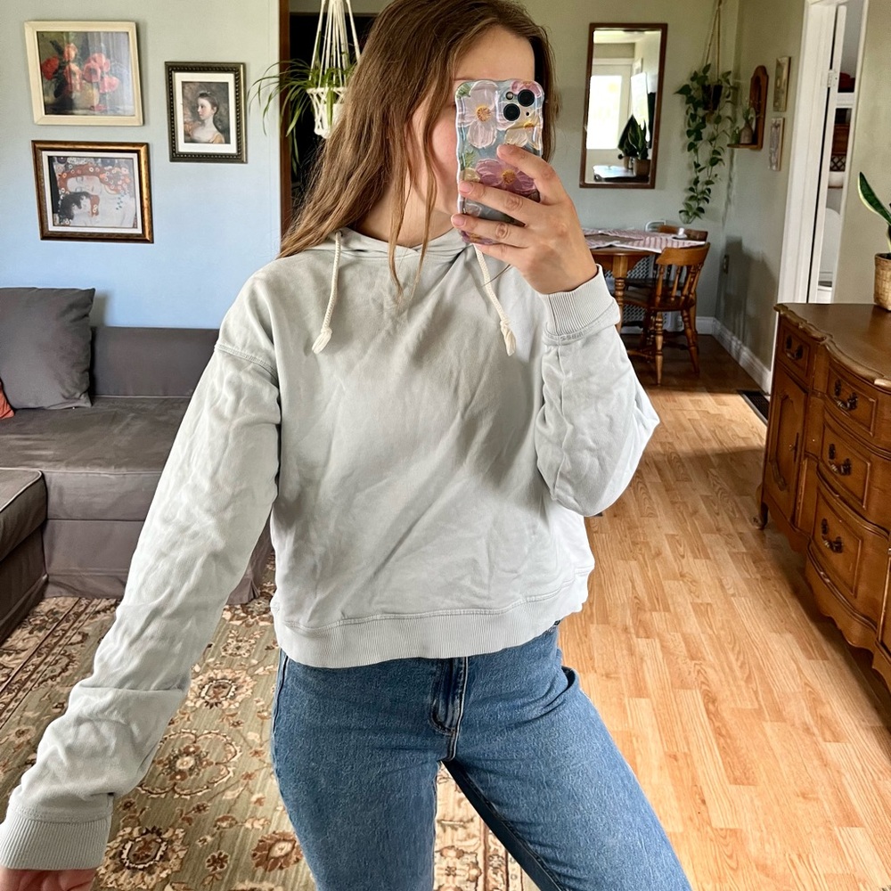 KOTN cropped baby blue hoodie